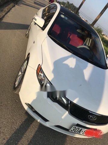 Kia Forte 2011 - Bán Kia Forte sản xuất 2011, màu trắng  