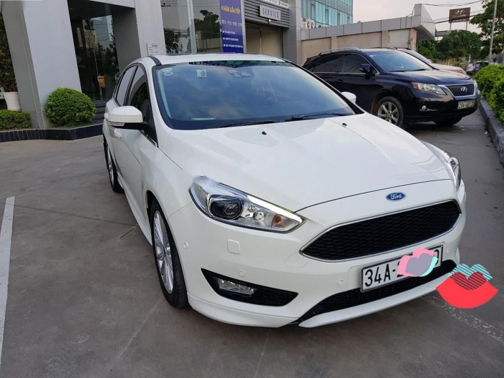 Ford Focus Sport 1.5L 2017 - Bán xe Ford Focus Sport 1.5L sản xuất 2017, màu trắng 