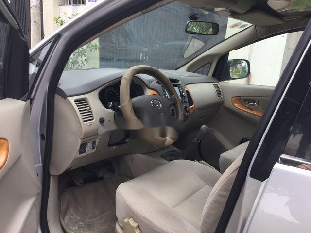 Toyota Innova 2009 - Bán Toyota Innova SX 2009, màu bạc