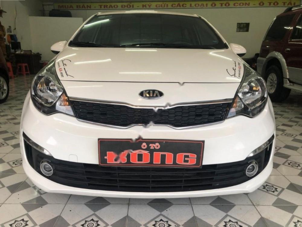 Kia Rio 1.4 MT 2015 - Cần bán xe Kia Rio 1.4MT đời 2015, màu trắng, xe nhập  