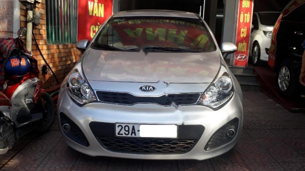 Kia Rio 1.4AT 2012 - Bán xe Kia Rio 1.4AT sản xuất năm 2012, màu bạc, nhập khẩu nguyên chiếc