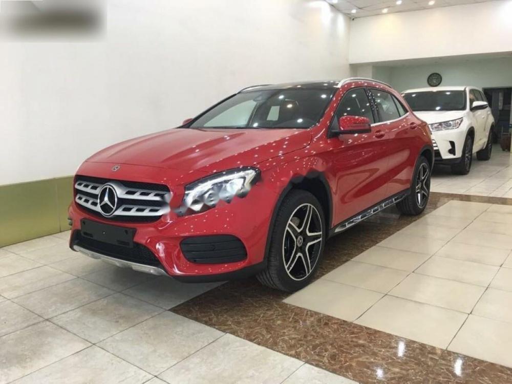 Mercedes-Benz GLA-Class GLA   250 4Matic 2017 - Bán xe Mercedes GLA   250 4Matic đời 2017, màu đỏ