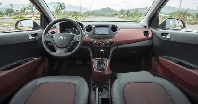 Hyundai Grand i10   2018 - Bán ô tô Hyundai Grand i10 năm 2018, màu trắng số sàn