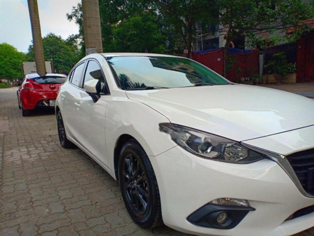 Mazda 3 1.5L 2016 - Bán Mazda 3 1.5L đời 2016, màu trắng