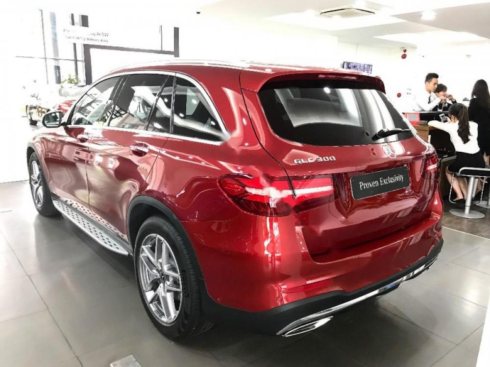 Mercedes-Benz Smart GLC 300 2018 - Bán xe Mercedes GLC 300 năm 2018, màu đỏ