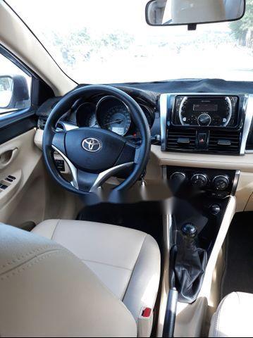 Toyota Vios 2015 - Chính chủ bán Toyota Vios năm 2015, màu vàng cát