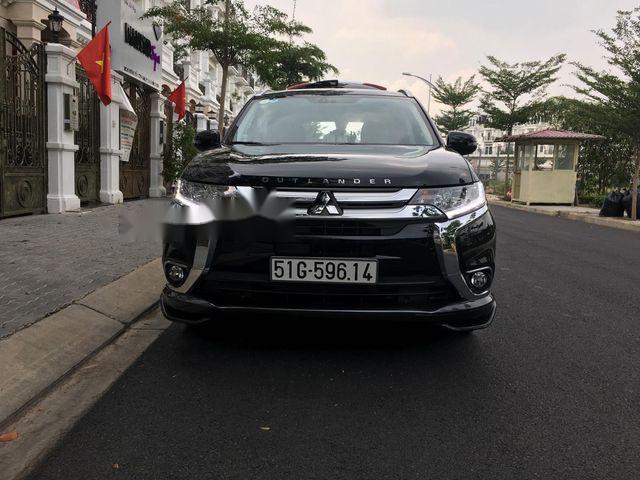 Mitsubishi Outlander 2018 - Cần bán xe Mitsubishi Outlander sản xuất năm 2018, giá tốt