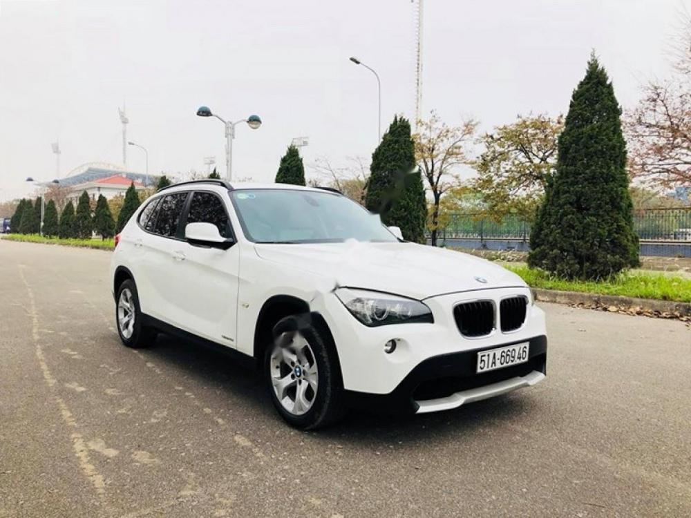 BMW X1 sDrive18i 2011 - Bán BMW X1 sDrive18i năm 2011, màu trắng, nhập khẩu, giá chỉ 645 triệu