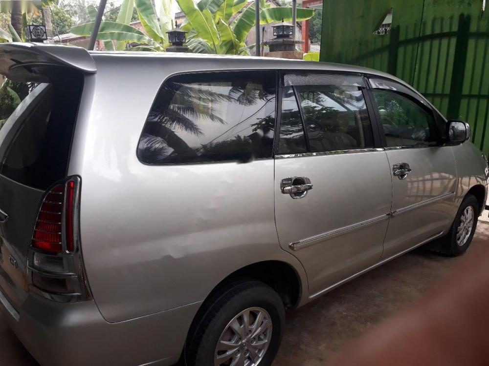 Toyota Innova 2.0 MT 2008 - Cần bán xe Toyota Innova 2.0 MT đời 2008, màu bạc như mới giá cạnh tranh