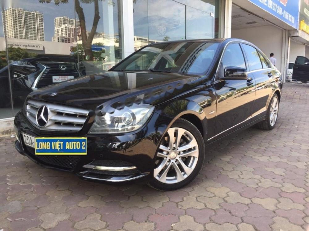 Mercedes-Benz C class   2012 - Cần bán lại xe Mercedes 2012, màu đen số tự động