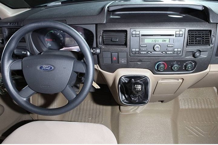 Ford Transit Mid  2018 - Hưng yên Ford: Bán ô tô Ford Mid phiên bản cơ bản, kính kéo năm sản xuất 2018, giá 815tr