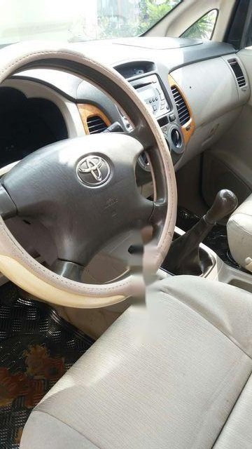 Toyota Innova   2008 - Bán ô tô Toyota Innova đời 2008, màu bạc 