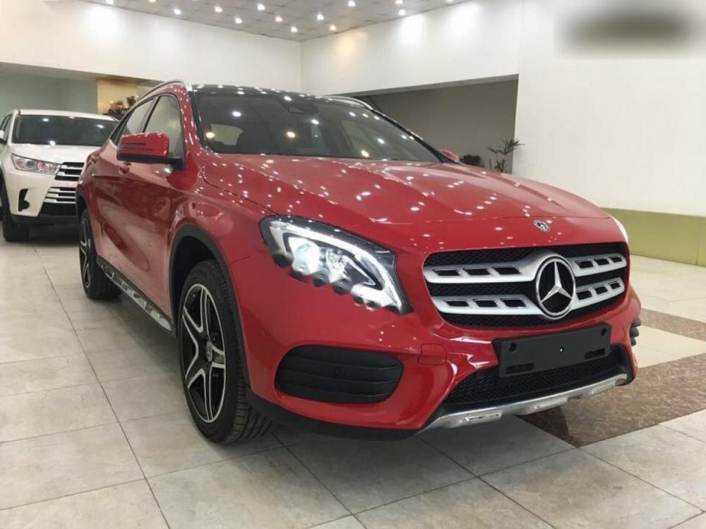 Mercedes-Benz GLA-Class GLA   250 4Matic 2017 - Bán xe Mercedes GLA   250 4Matic đời 2017, màu đỏ