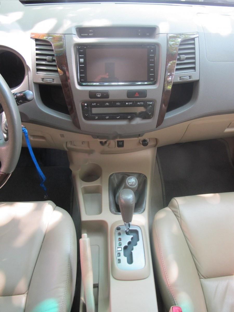 Toyota Fortuner 2.7V 4x4 AT 2010 - Cần bán lại xe Toyota Fortuner 2.7V sản xuất năm 2010, màu xám