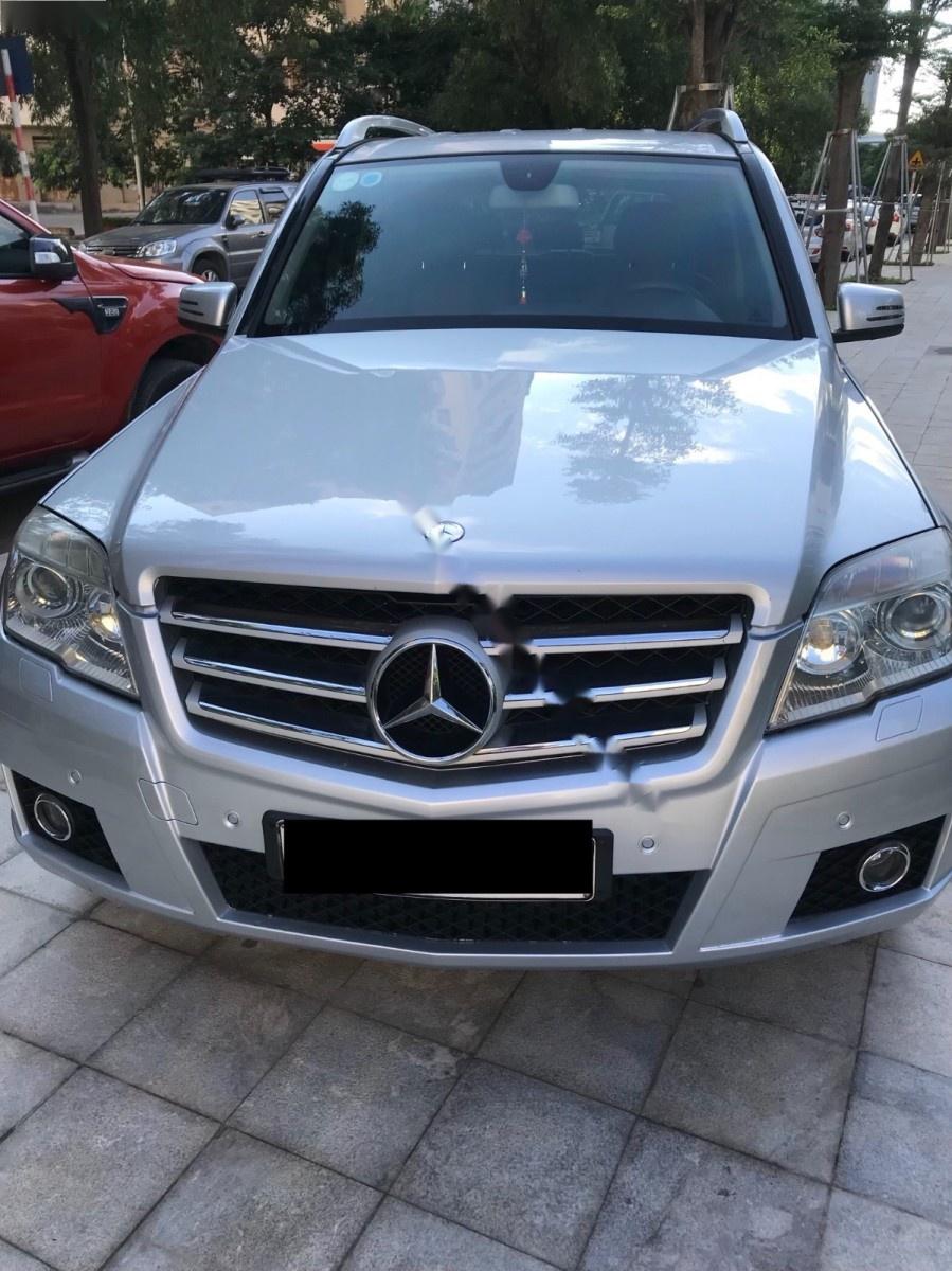 Mercedes-Benz GLK Class GLK300 4Matic 2009 - Cần bán lại xe Mercedes GLK300 4Matic năm 2009, màu bạc chính chủ