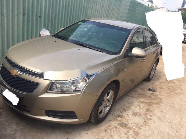 Chevrolet Cruze 2011 - Bán Chevrolet Cruze đời 2011 màu vàng cát