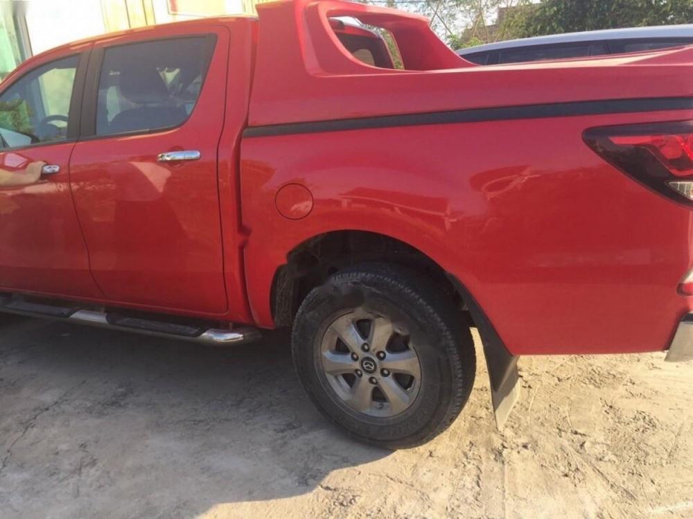 Mazda BT 50 2.2L 4x4 MT 2016 - Cần bán gấp Mazda BT 50 2.2L 4x4 MT sản xuất 2016, màu đỏ, nhập khẩu nguyên chiếc giá cạnh tranh