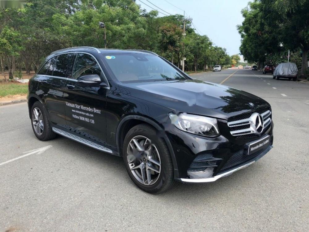 Mercedes-Benz Smart GLC 300 2018 - Bán xe Mercedes GLC 300 sản xuất 2018, màu đen