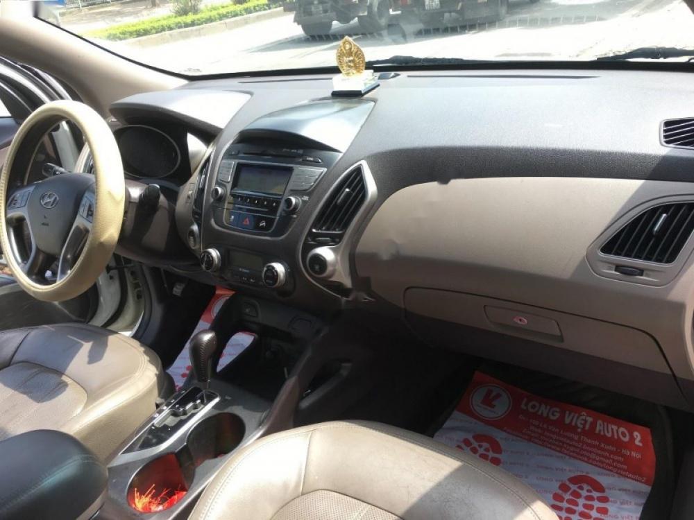 Hyundai Tucson LX 2.0 VVT 2011 - Bán ô tô Hyundai Tucson LX 2.0 VVT 2011, màu trắng, nhập khẩu  