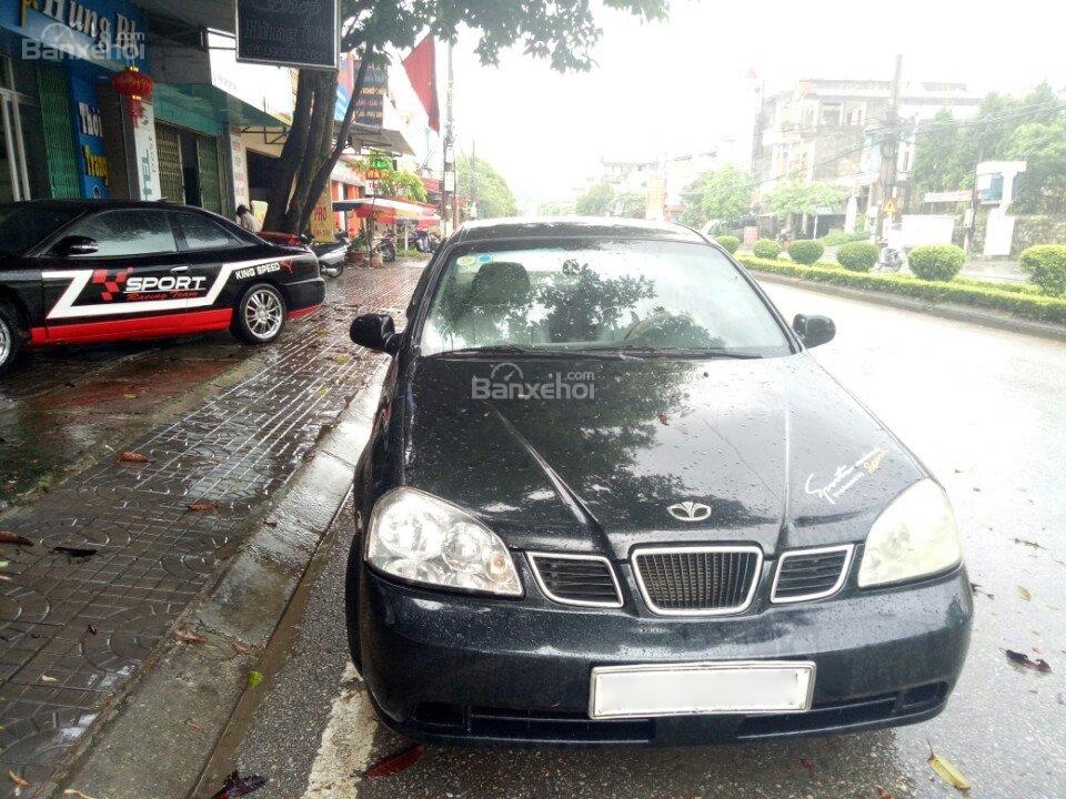 Daewoo Lacetti SE 2004 - Bán ô tô Daewoo Lacetti SE 1.6 đời 2004, màu đen