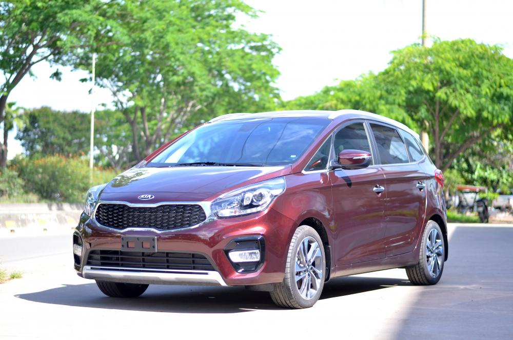 Kia Rondo Gat 2018 - Bán Kia Rondo máy xăng 2.0, số tự động, đời 2018, hỗ trợ trả góp 80%, LH: 0938.900.433