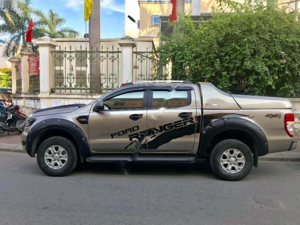 Ford Ranger AT 2016 - Bán ô tô Ford Ranger AT đời 2016, màu nâu, nhập khẩu chính chủ, giá tốt