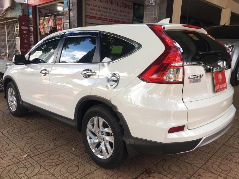 Honda CR V 2.0 AT 2015 - Cần bán gấp Honda CR V 2.0 AT 2015, màu trắng, giá chỉ 700 triệu