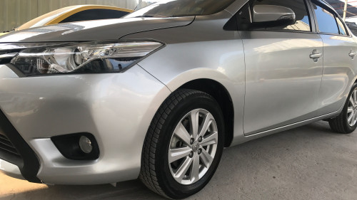 Toyota Vios   1.5 AT  2016 - Bán ô tô Toyota Vios 1.5 AT năm sản xuất 2016, màu bạc