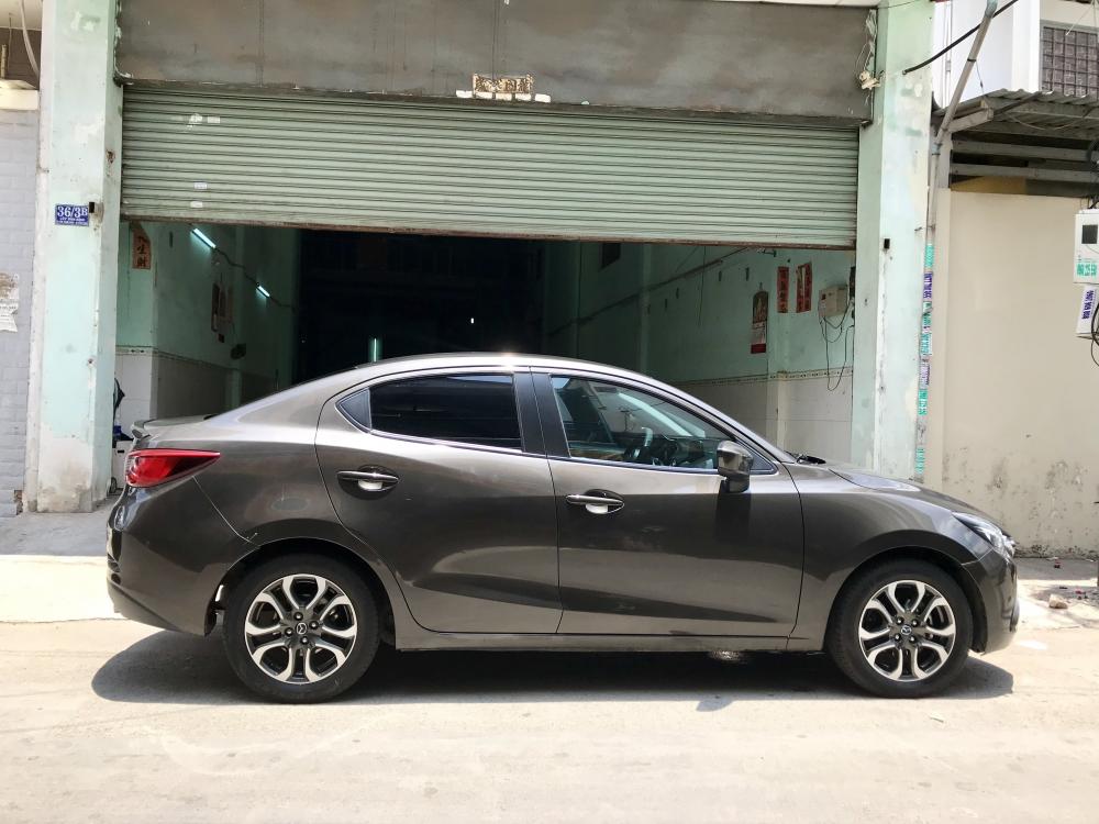 Mazda 2 2016 - Bán Mazda 2 1.5 AT, sản xuất năm 2016, màu nâu