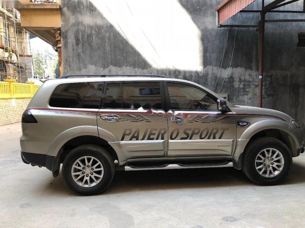 Mitsubishi Pajero Sport 2014 - Bán Mitsubishi Pajero Sport đời 2014, màu vàng cát