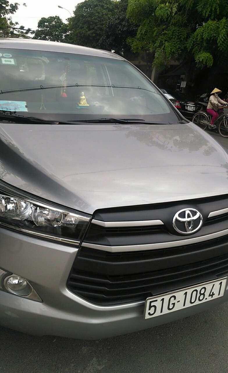 Toyota Innova 2.0 E 2017 - Bán xe Innova 2.0 E sản xuất năm 2017