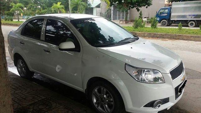 Chevrolet Aveo     LT   2017 - Bán Chevrolet Aveo LT đời 2017, màu trắng 