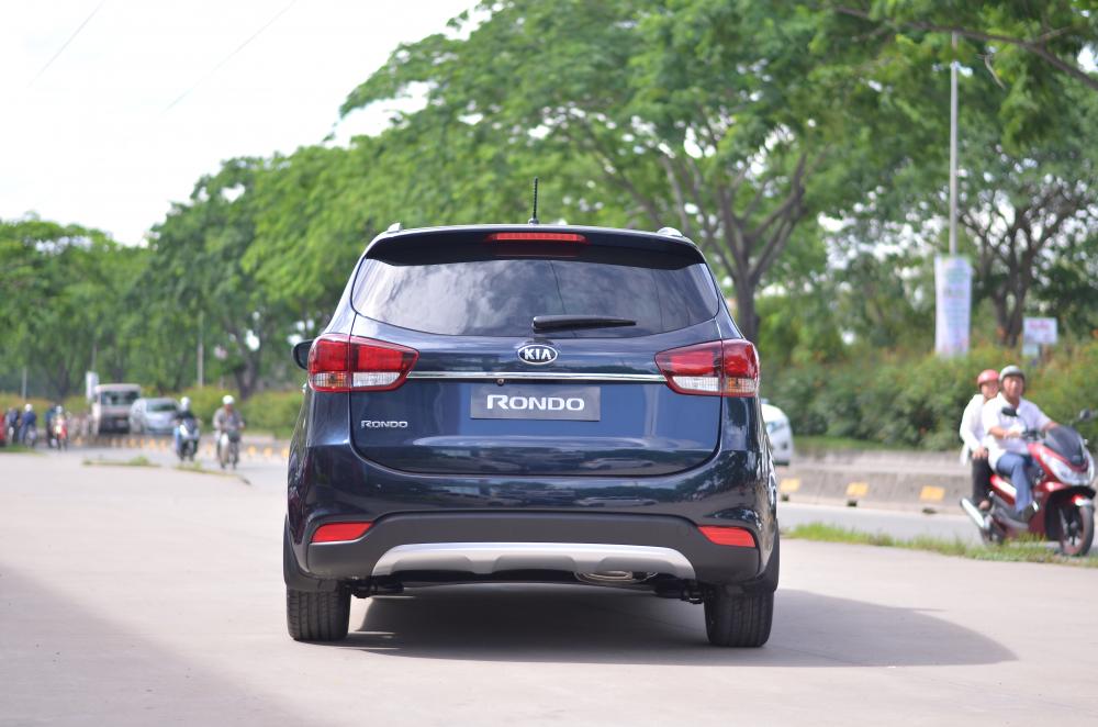 Kia Rondo GATH 2018 - Bán Kia Rondo máy xăng 2.0, số tự động, bản full option. LH 0938.900.433