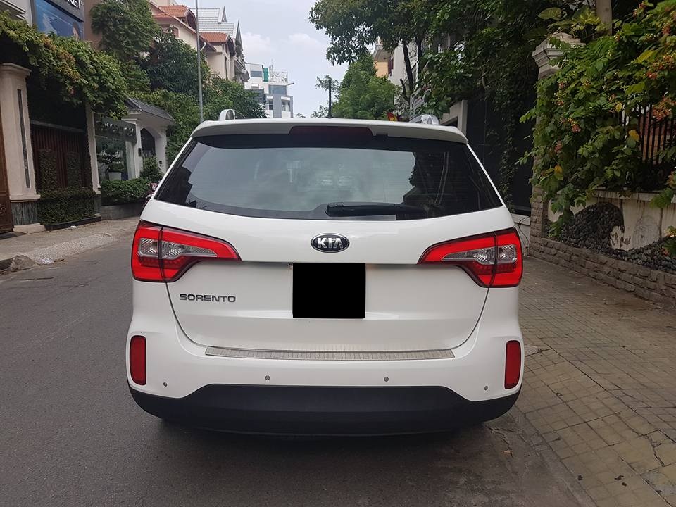 Kia Sorento 2.4 2017 - Cần bán xe Kia Sorento 2017, màu trắng