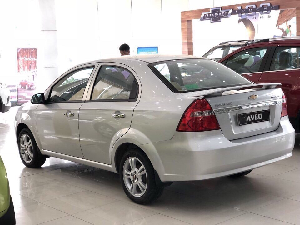 Chevrolet Aveo LTZ 2018 - Bán Chevrolet Aveo 2018 xe 5 chỗ trả trước chỉ với 80TR, Hỗ trợ tối đa cho anh em mua xe chay Grab, Gọi 0912844768