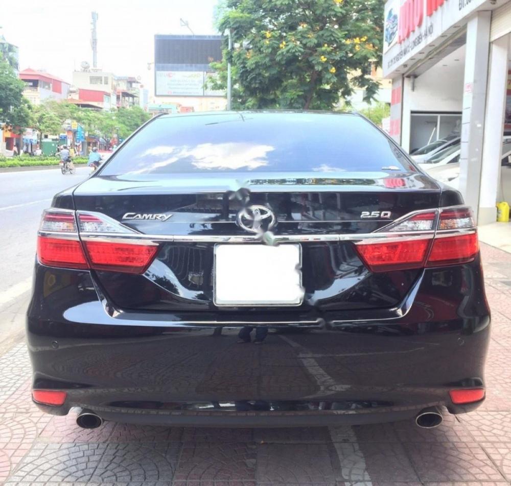 Toyota Camry 2.5Q 2015 - Cần bán Toyota Camry 2.5Q năm sản xuất 2015, màu đen chính chủ