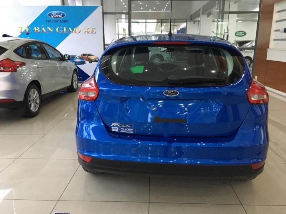 Ford Focus Trend 1.5L 2018 - Bán xe Ford Focus Trend 1.5L đời 2018, màu xanh lam, giá 573tr