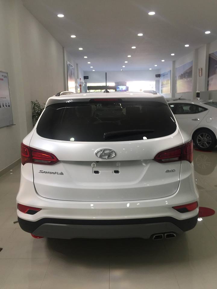 Hyundai Santa Fe Xăng 2018 - Bán Santa Fe xăng full, dầu full các màu hot hiện đang có sẵn ạ