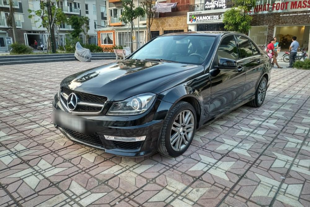 Mercedes-Benz C class C230 2009 - Cần bán xe Mercedes C230 năm sản xuất 2009, màu đen, số tự động, 495tr