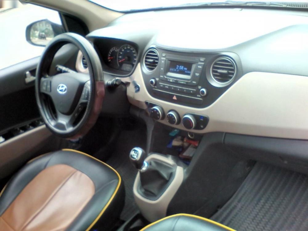 Hyundai Grand i10   2014 - Bán Hyundai Grand i10 năm 2014, màu bạc, nhập khẩu nguyên chiếc, giá 315tr