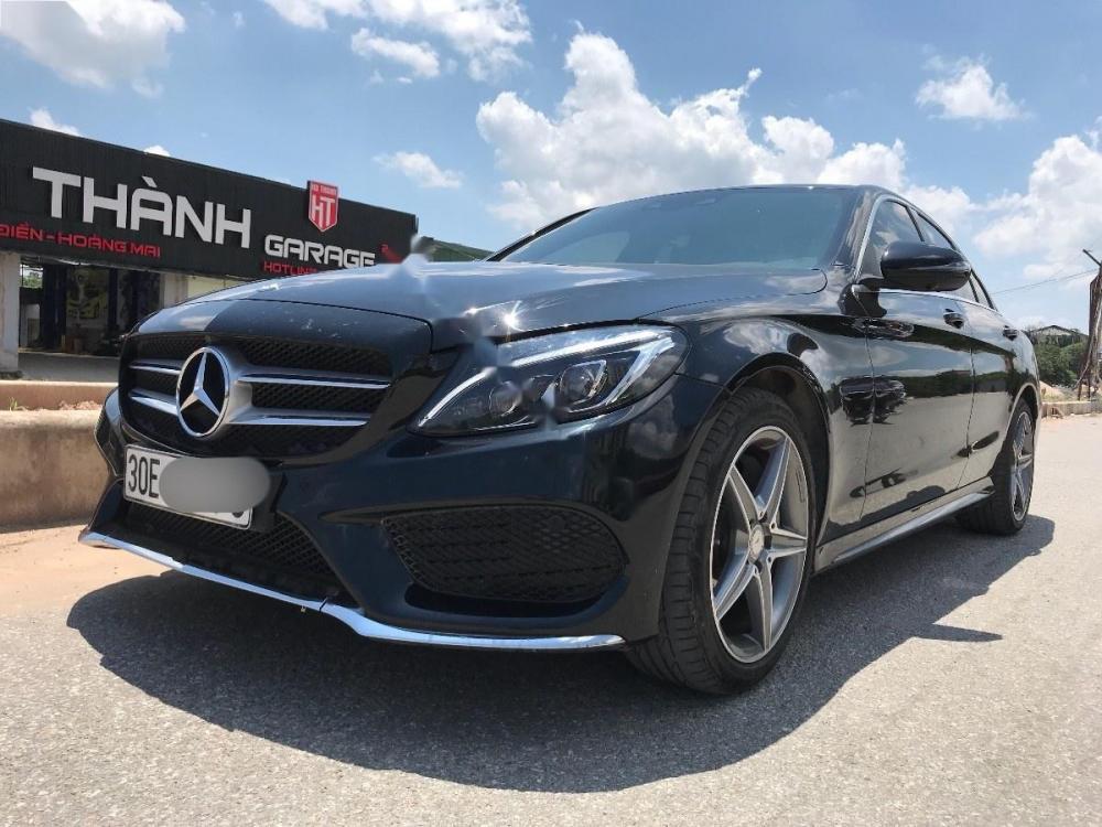 Mercedes-Benz C class C300 AMG 2017 - Bán Mercedes C300 AMG 2017, màu đen