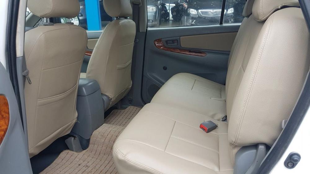 Toyota Innova 2007 - Cần bán xe Toyota Innova J năm sản xuất 2007, màu trắng.