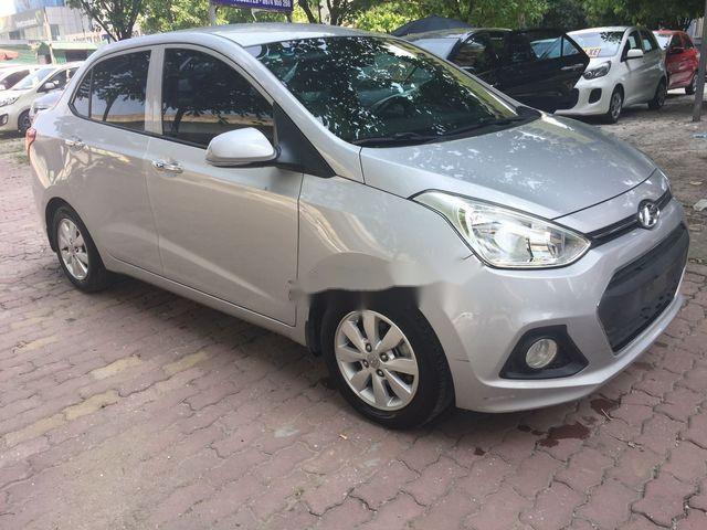 Hyundai Grand i10 2016 - Bán xe Hyundai Grand i10 đời 2016, màu bạc