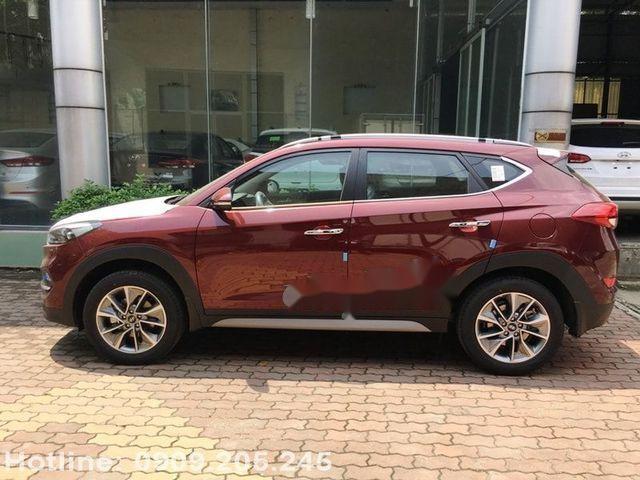 Hyundai Tucson 2018 - Bán Hyundai Tucson năm 2018, giá chỉ 828 triệu