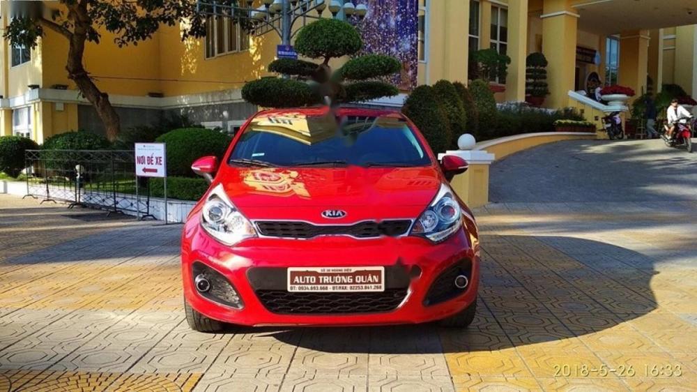 Kia Rio 1.4 AT 2014 - Bán Kia Rio 1.4 AT năm 2014, màu đỏ, xe nhập