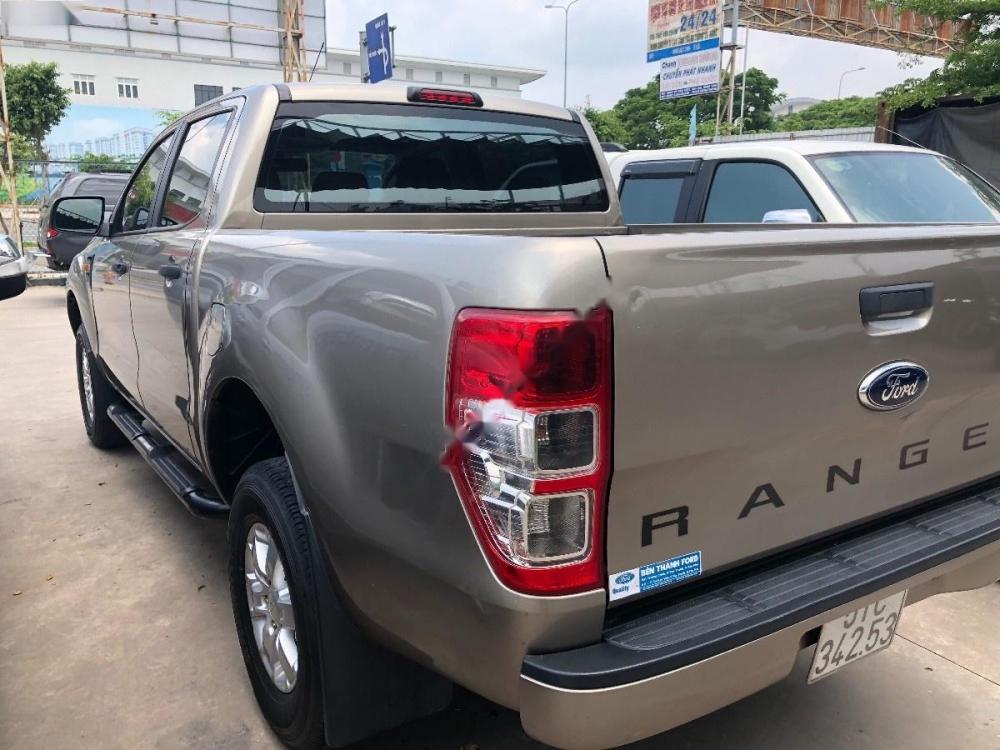 Ford Ranger 2.2L XLS AT 2013 - Cần bán lại xe Ford Ranger 2.2L XLS AT năm sản xuất 2013, màu nâu, nhập khẩu