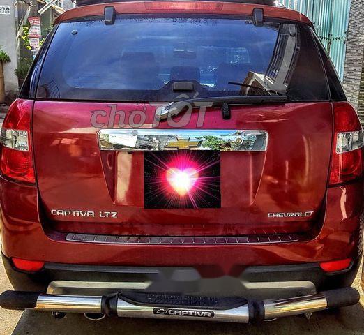 Chevrolet Captiva 2012 - Cần bán lại xe Chevrolet Captiva đời 2012, màu đỏ