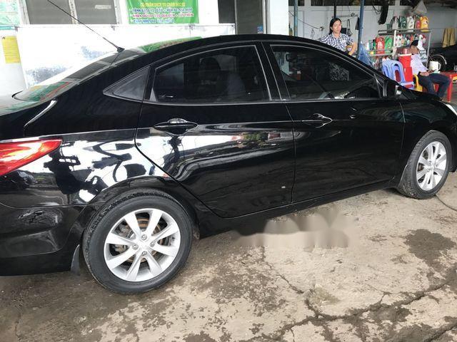 Hyundai Accent 2012 - Bán ô tô Hyundai Accent sản xuất 2012, màu đen số tự động, giá 385tr