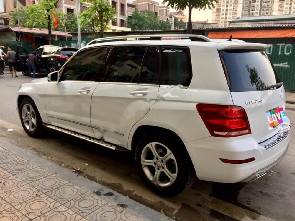 Mercedes-Benz GLK Class 250 4Matic 2014 - Cần bán lại xe Mercedes 250 4Matic đời 2014, màu trắng