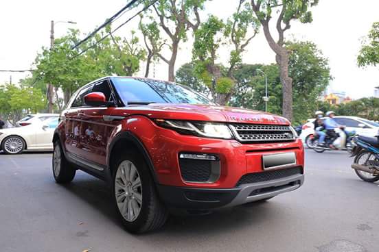 LandRover Evoque Dynamic 2017 - Bán xe LandRover Evoque Dynamic đời 2018, màu đỏ, xe đăng ký 2018 như mới 99,99%